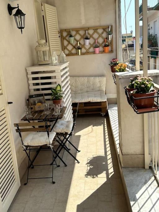 La Casa Di Sarah Aspetta Voi Naples