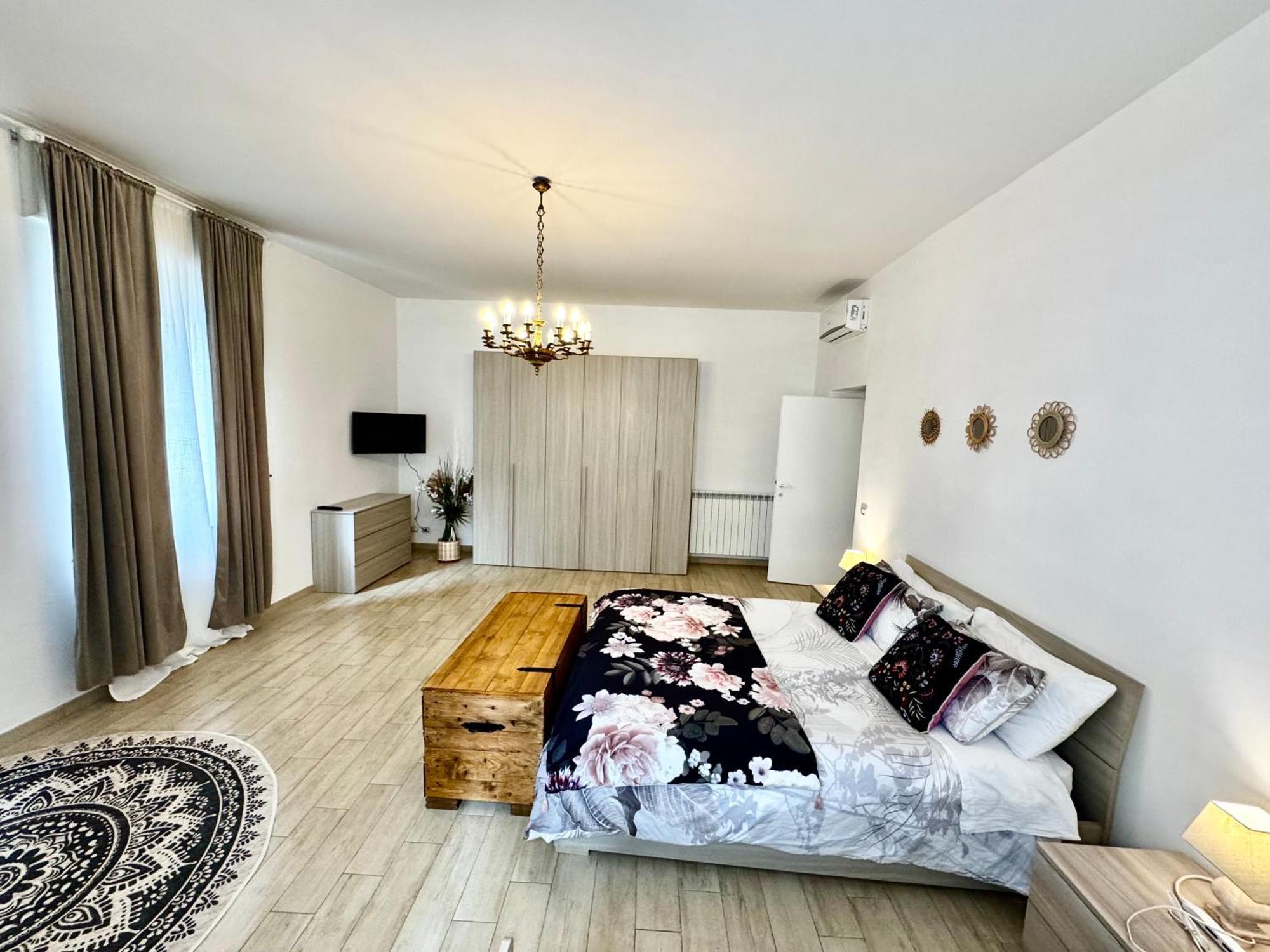 La Casa Di Sarah Aspetta Voi * Naples